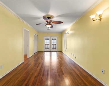1535 W 25th Street - Photo Thumbnail 15