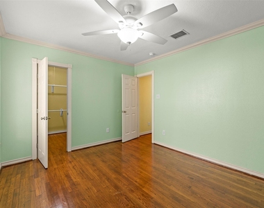 1535 W 25th Street - Photo Thumbnail 21