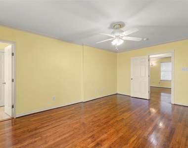 1535 W 25th Street - Photo Thumbnail 20