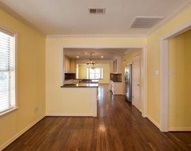 1535 W 25th Street - Photo Thumbnail 31