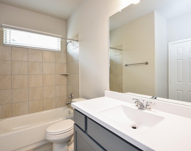 1428 Sundown Glen Lane - Photo Thumbnail 27