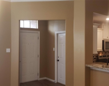 222 Canterbury Drive - Photo Thumbnail 1