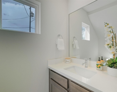 603 Press Street - Photo Thumbnail 11