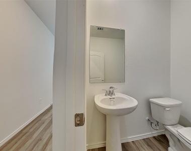 23792 Patchouli Terrace Drive - Photo Thumbnail 15
