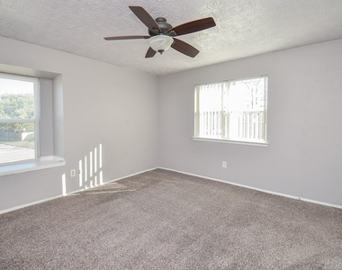 18723 Lippizaner Drive - Photo Thumbnail 16