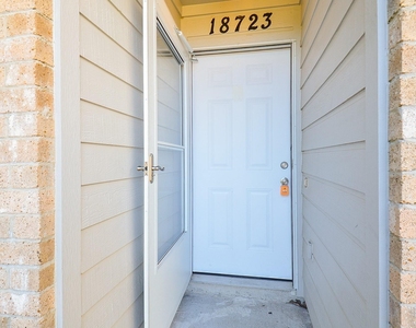 18723 Lippizaner Drive - Photo Thumbnail 30