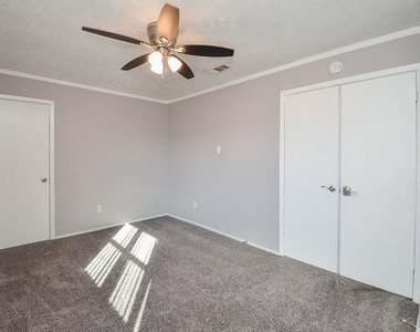 18723 Lippizaner Drive - Photo Thumbnail 8