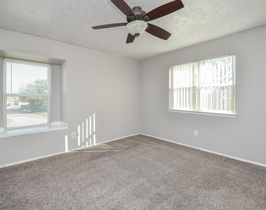 18723 Lippizaner Drive - Photo Thumbnail 17