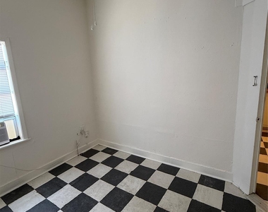 1214 14th Street - Photo Thumbnail 14