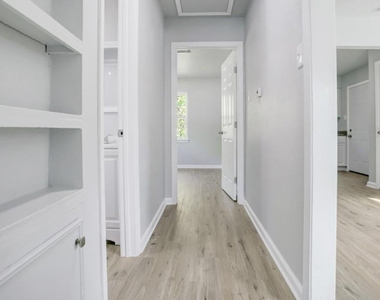 5123 Peachtree Street - Photo Thumbnail 3
