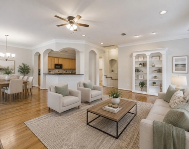604 Reinerman Street - Photo Thumbnail 12
