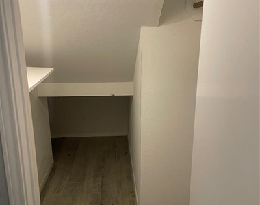 2103 Ragland Drive - Photo Thumbnail 5