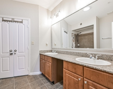 1711 Old Spanish Trail - Photo Thumbnail 20