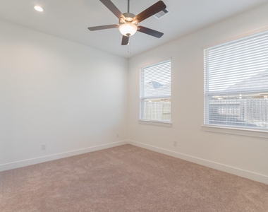 10747 Pine Pink - Photo Thumbnail 22