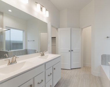 10747 Pine Pink - Photo Thumbnail 13