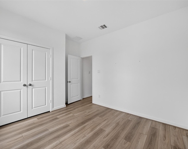 9627 Starry Eyes Lane - Photo Thumbnail 30