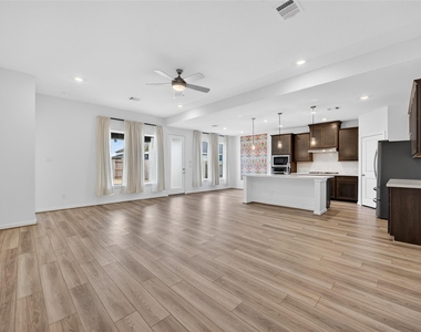 9627 Starry Eyes Lane - Photo Thumbnail 13