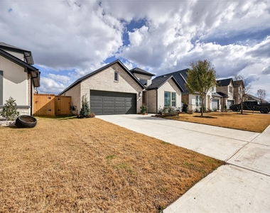 9627 Starry Eyes Lane - Photo Thumbnail 4