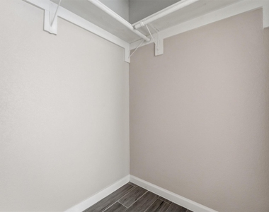5667 Birchmont Drive - Photo Thumbnail 11