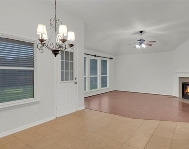 11511 Timberly Park Lane - Photo Thumbnail 9