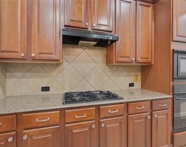 11511 Timberly Park Lane - Photo Thumbnail 7