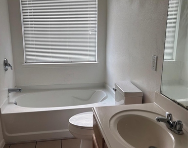21115 Field House Court - Photo Thumbnail 4