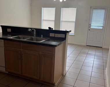21115 Field House Court - Photo Thumbnail 6