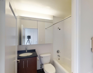 401 E 34th St - Photo Thumbnail 4