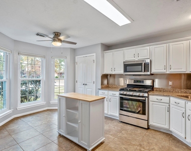 2923 Goldspring Lane - Photo Thumbnail 5
