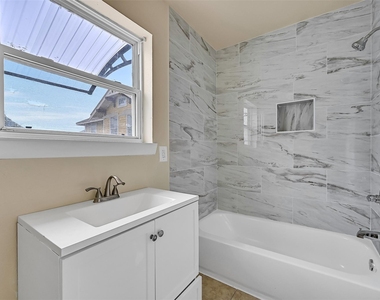 2324 Avenue P - Photo Thumbnail 15