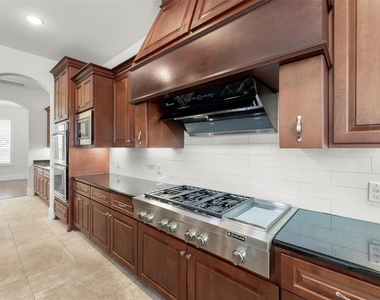 4943 Wigton Drive - Photo Thumbnail 14