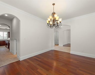 4943 Wigton Drive - Photo Thumbnail 4
