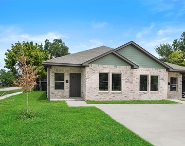 4205 Elmwood Street - Photo Thumbnail 2