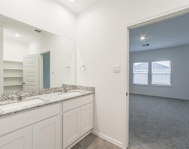 2209 Laurel Bloom Ln - Photo Thumbnail 12
