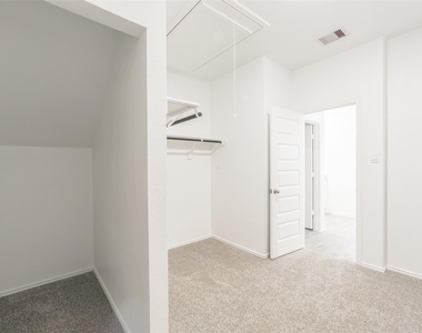 2209 Laurel Bloom Ln - Photo Thumbnail 14