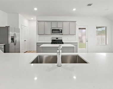 7602 Angels Landing Lane - Photo Thumbnail 7