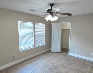 12014 Chelsea Elm Court - Photo Thumbnail 21