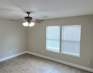 12014 Chelsea Elm Court - Photo Thumbnail 16