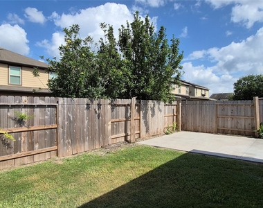 12014 Chelsea Elm Court - Photo Thumbnail 42