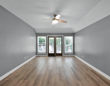 84 Oak Grove Lane - Photo Thumbnail 15