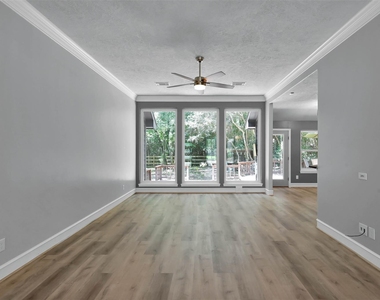 84 Oak Grove Lane - Photo Thumbnail 8