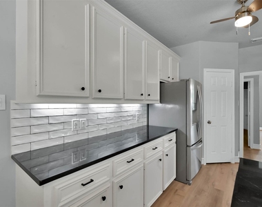 84 Oak Grove Lane - Photo Thumbnail 11