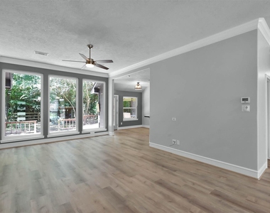 84 Oak Grove Lane - Photo Thumbnail 6