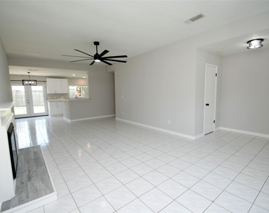 22831 John Rolfe Lane S - Photo Thumbnail 5