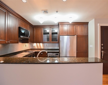 415 22nd Street - Photo Thumbnail 9