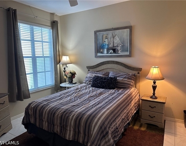 8564 Fairway Bend - Photo Thumbnail 11