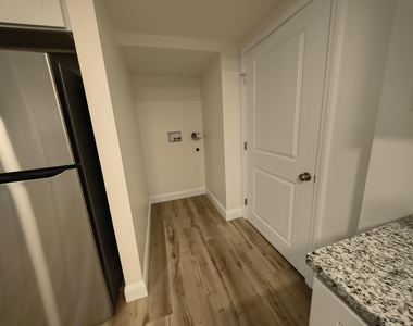 390 Union - Photo Thumbnail 27