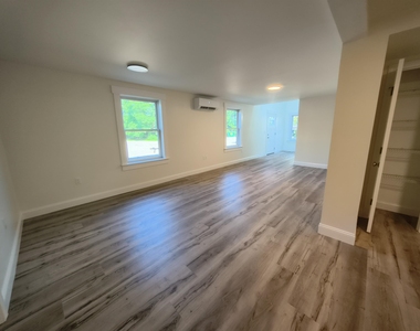 390 Union - Photo Thumbnail 33