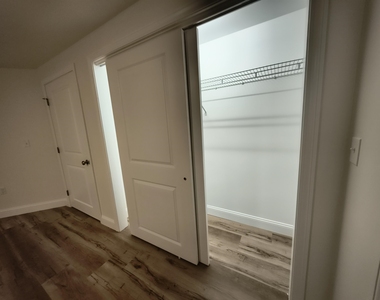 390 Union - Photo Thumbnail 13