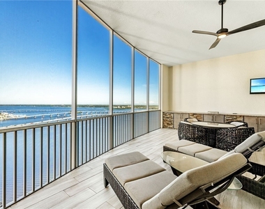 2745 1st Street - Photo Thumbnail 16